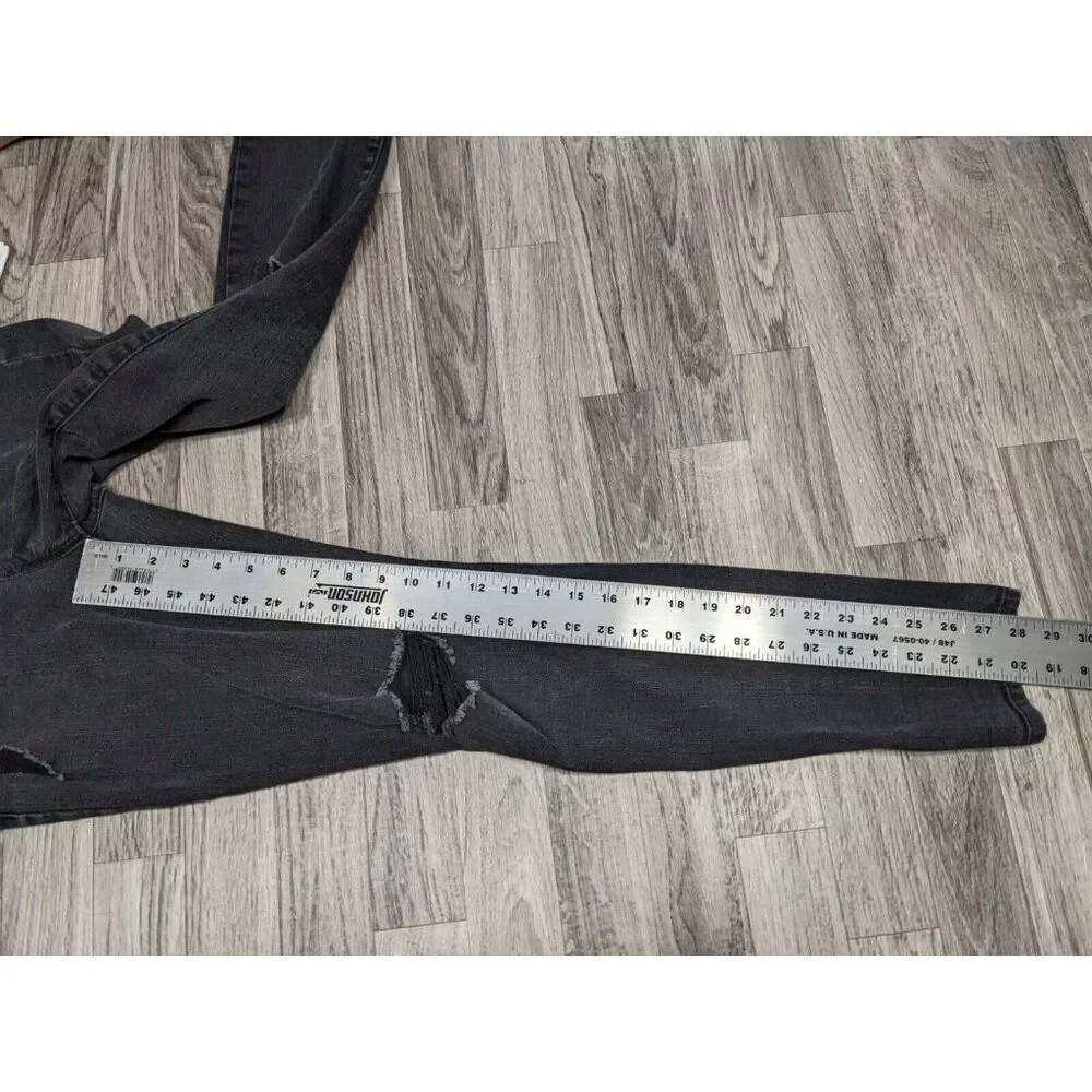 (3/$35) Old Navy Size 6 Pop Icon Skinny High Rise Distressed Black Grey Jeans‎